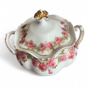 Vintage Wittelsbach Germany Covered Dish Footed Rose Pattern Gold Gilt Accents